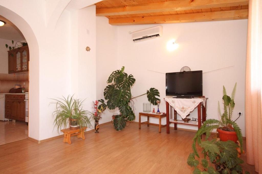 Apartment Sali 8174A Bagian luar foto