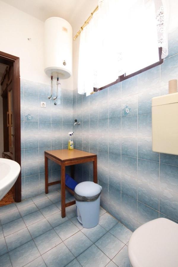 Apartment Sali 8174A Bagian luar foto