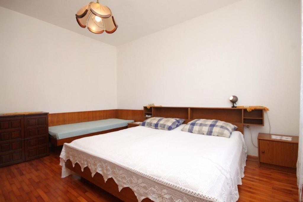 Apartment Sali 8174A Bagian luar foto